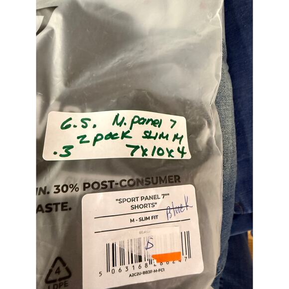 Gymshark Sport Panel 7" Shorts Black white stripe Mens M NIB zip pockets - Picture 7 of 7